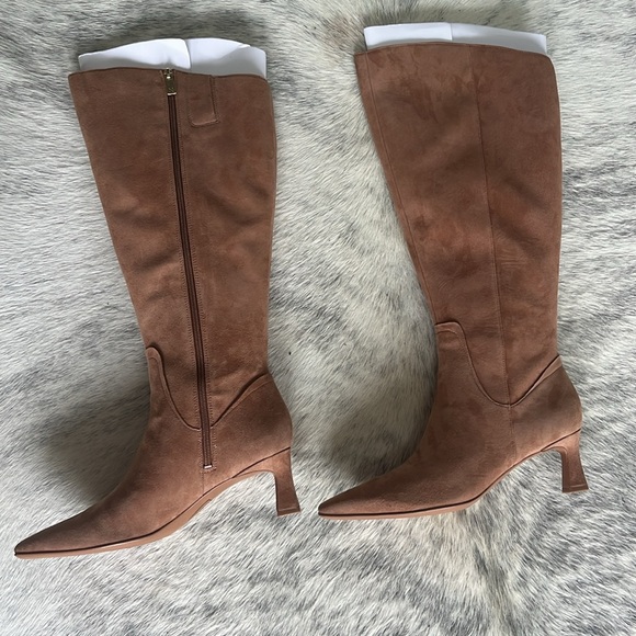 Naturalizer dress heel boots, size 9 wide-calf tan suede boots. - Picture 4 of 9